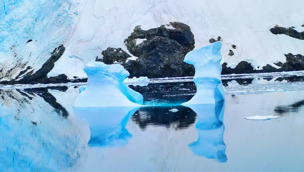 The Southernmost World: Antarctica image 11