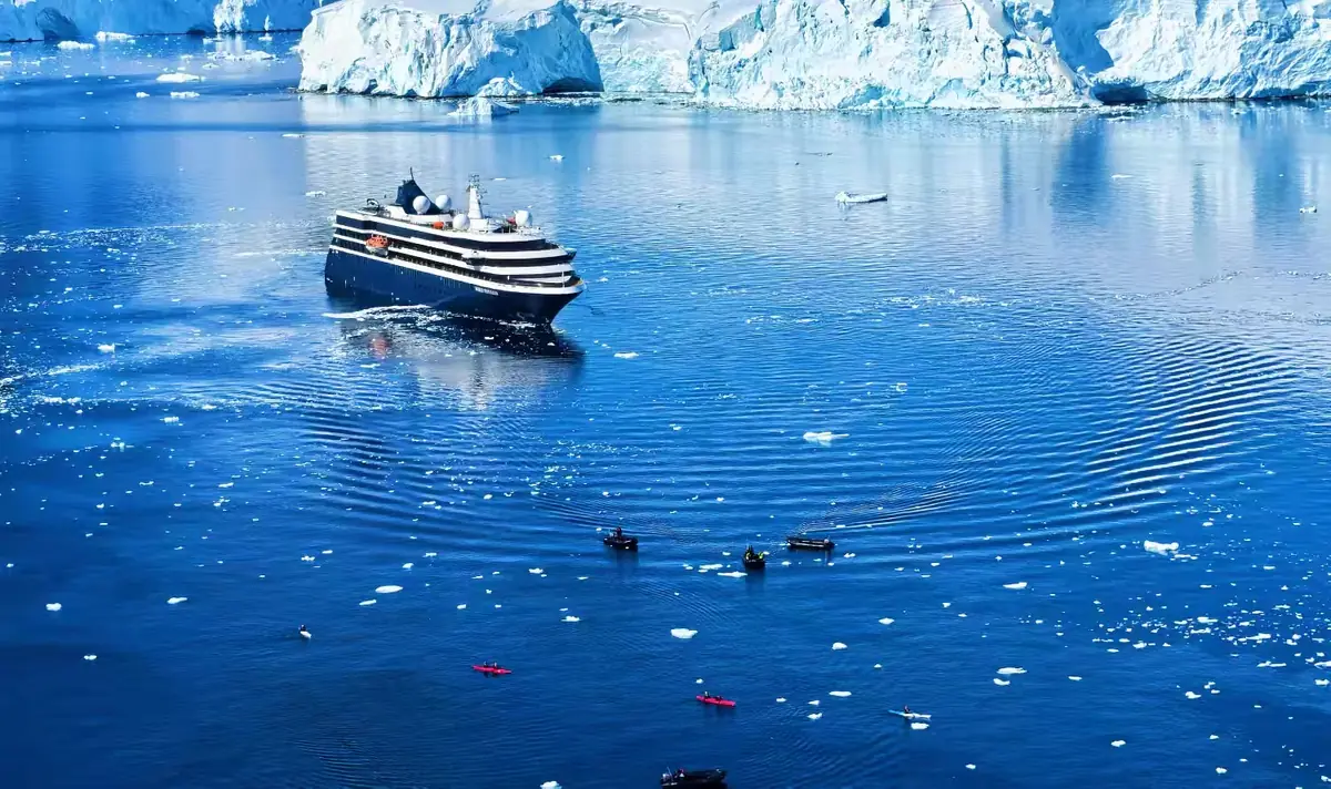 The Southernmost World: Antarctica image 35