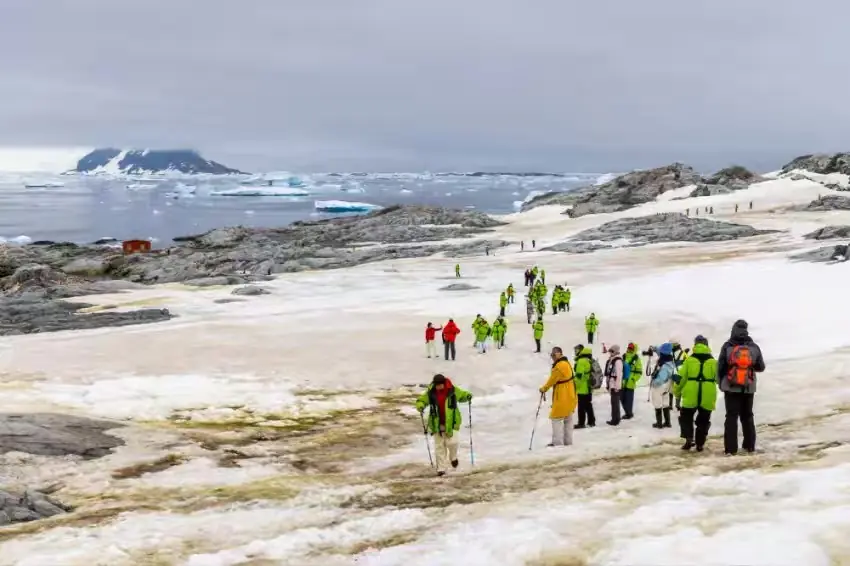 The Southernmost World: Antarctica image 68