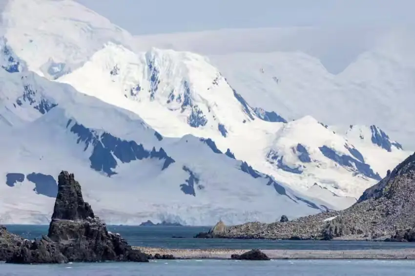 The Southernmost World: Antarctica image 100