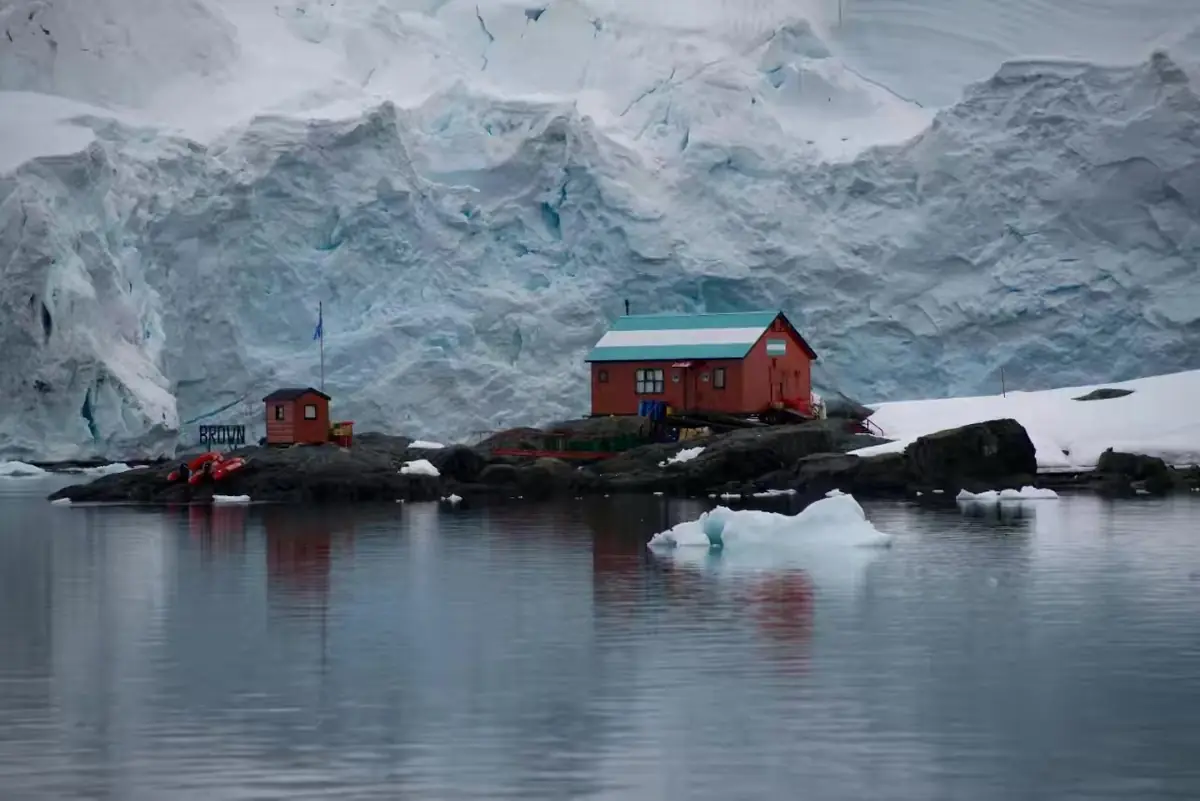 The Southernmost World: Antarctica image 124