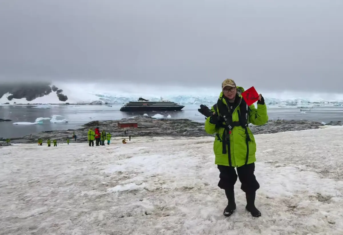 The Southernmost World: Antarctica image 133