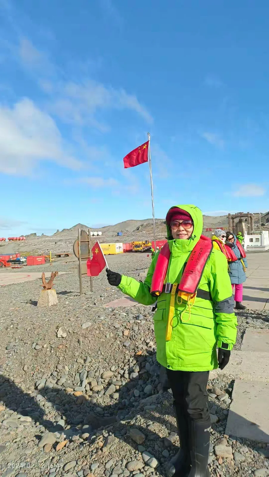 Women Blooming in Antarctica image 15