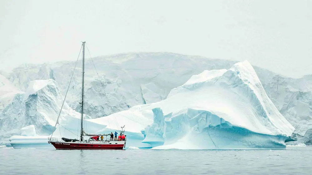 Seaventure Antarctic Circle, Antarctic Peninsula and Great Wall Station Direction trip image 3