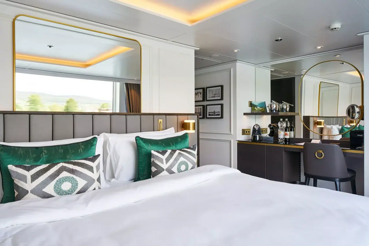 Seahorse Suite cabin image 1