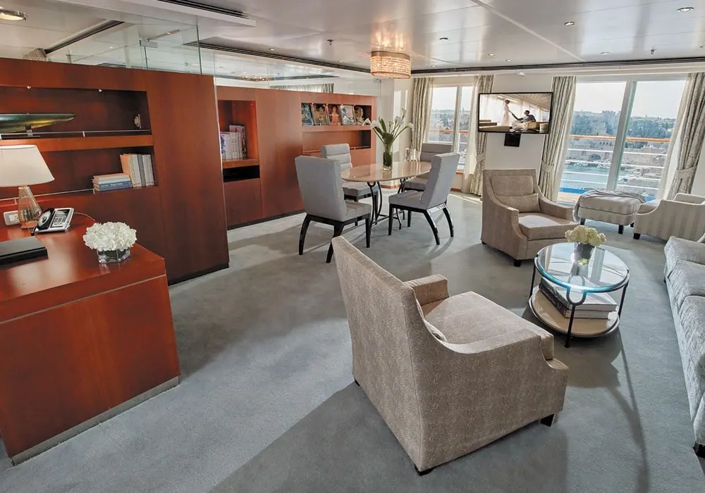 PenthouseSuite cabin image