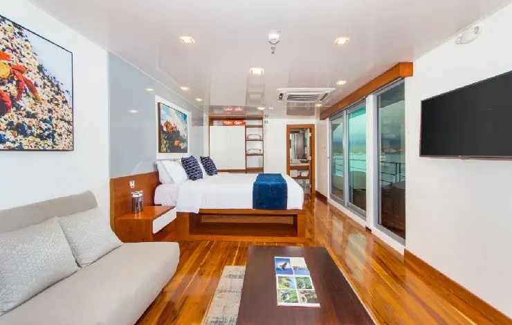 Main Deck Balcony Stateroom cabin image 1