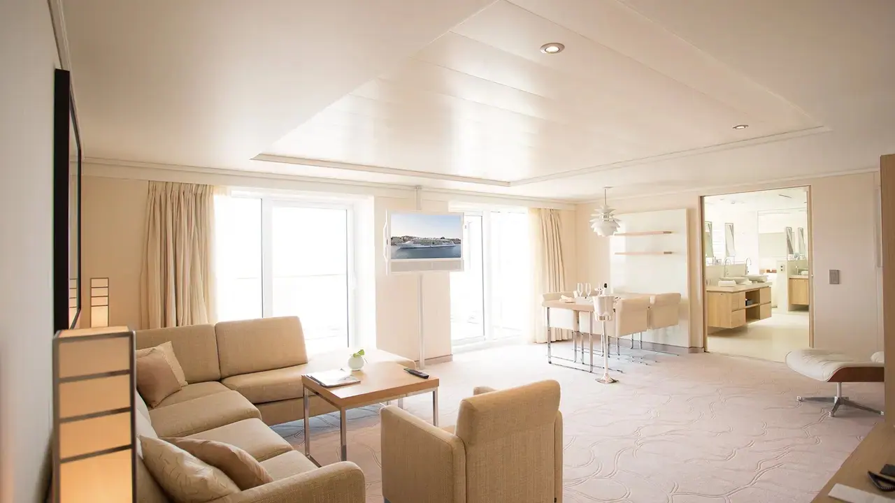 PenthouseSuite cabin image 1