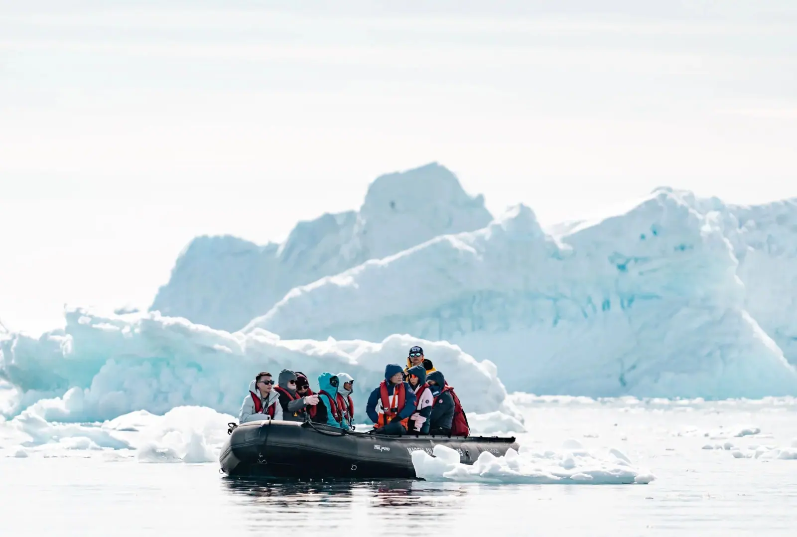 World Navigator 11-night Classic Antarctic Peninsula Zodiac Cruising and Landings