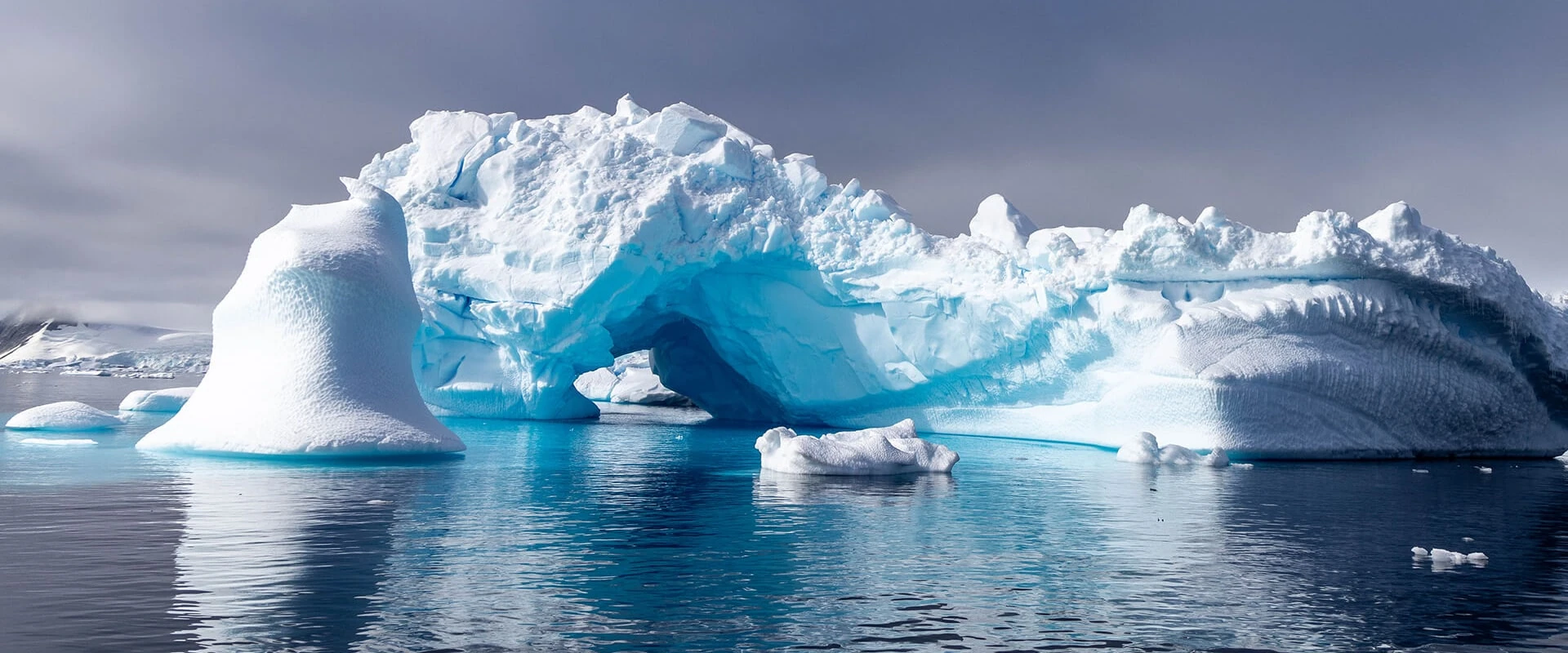 World Traveller · 12-Day Classic Antarctic Peninsula Cruise, Nov 10, 2027