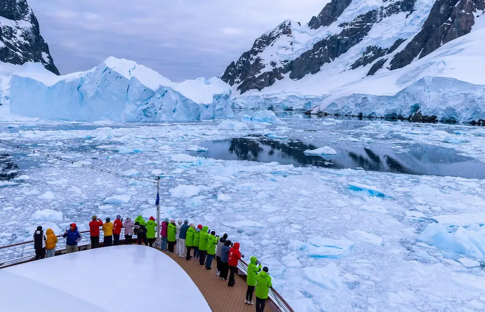 World Voyager Classic Antarctic Peninsula trip image 3