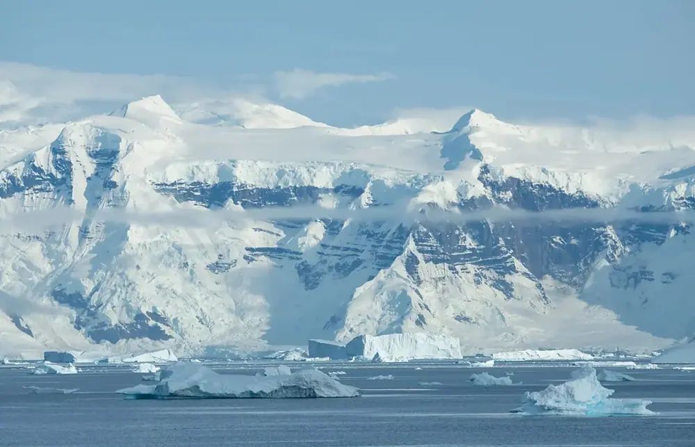 Ocean Explorer Classic Antarctic Peninsula trip image 3