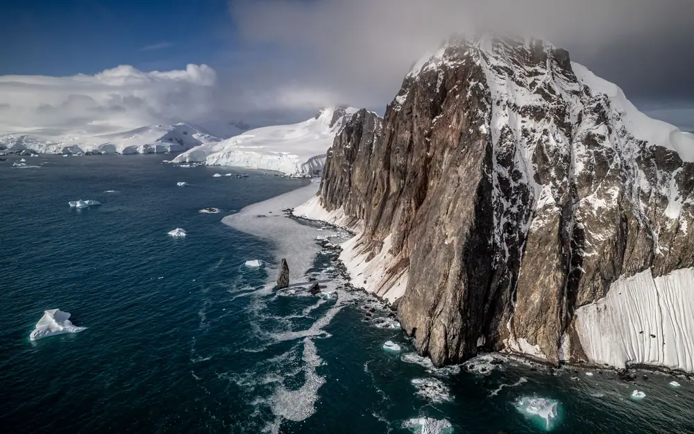 Ultramarine Classic Antarctic Peninsula trip image 2
