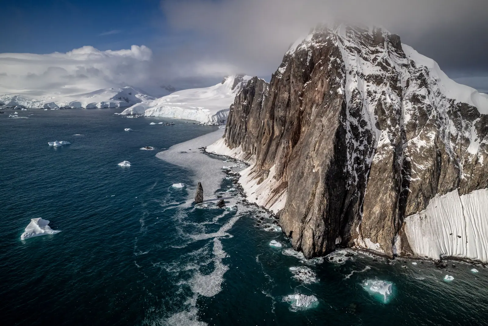 Silver Wind Antarctica Fly-Cruise: Puerto Williams to King George Island King George Island Flight Connection
